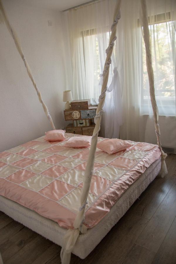 Вила Топи Kaloyanovo  Extérieur photo